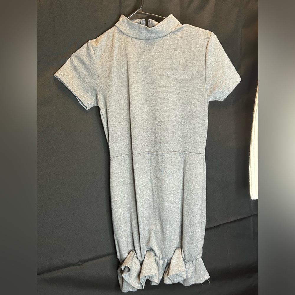Women’s dress